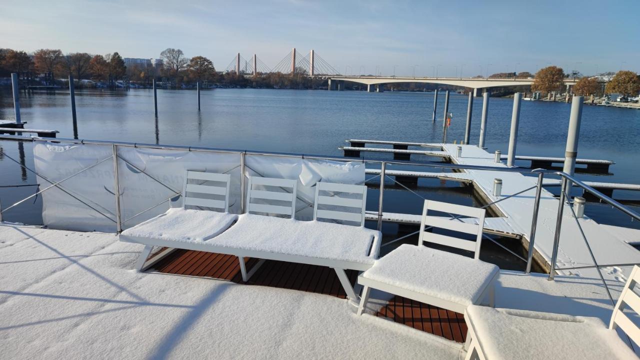 Houseboat Water King Apartament Plywajacy Dom Na Wodzie, 7 Os Wrocław Extérieur photo