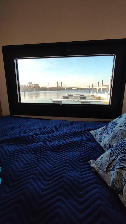 Houseboat Water King Apartament Plywajacy Dom Na Wodzie, 7 Os Wrocław Extérieur photo